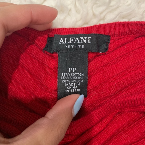Red Alfani Sweater - Picture 4 of 4